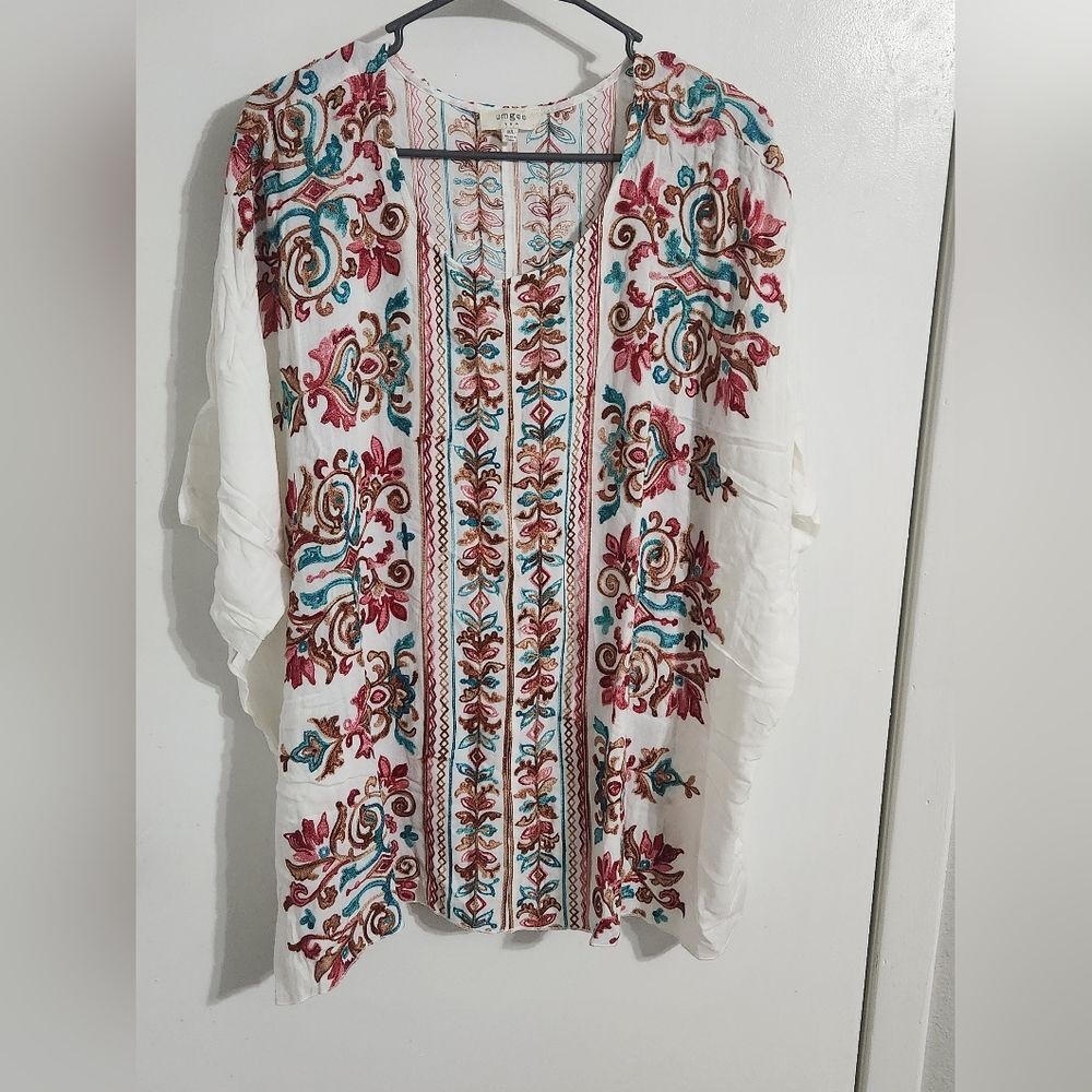 UMGEE Womens Floral Embroidered Dolman Top Blouse Size M/L Boho Colorful Artsy